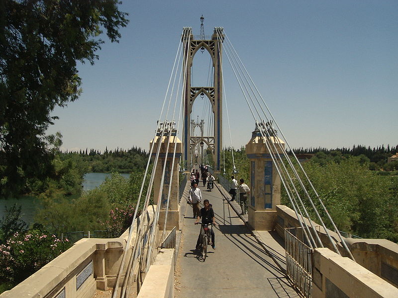 -Bridge of_Deir_ez-Zor,_over_Euphrates_river,_in_Syria